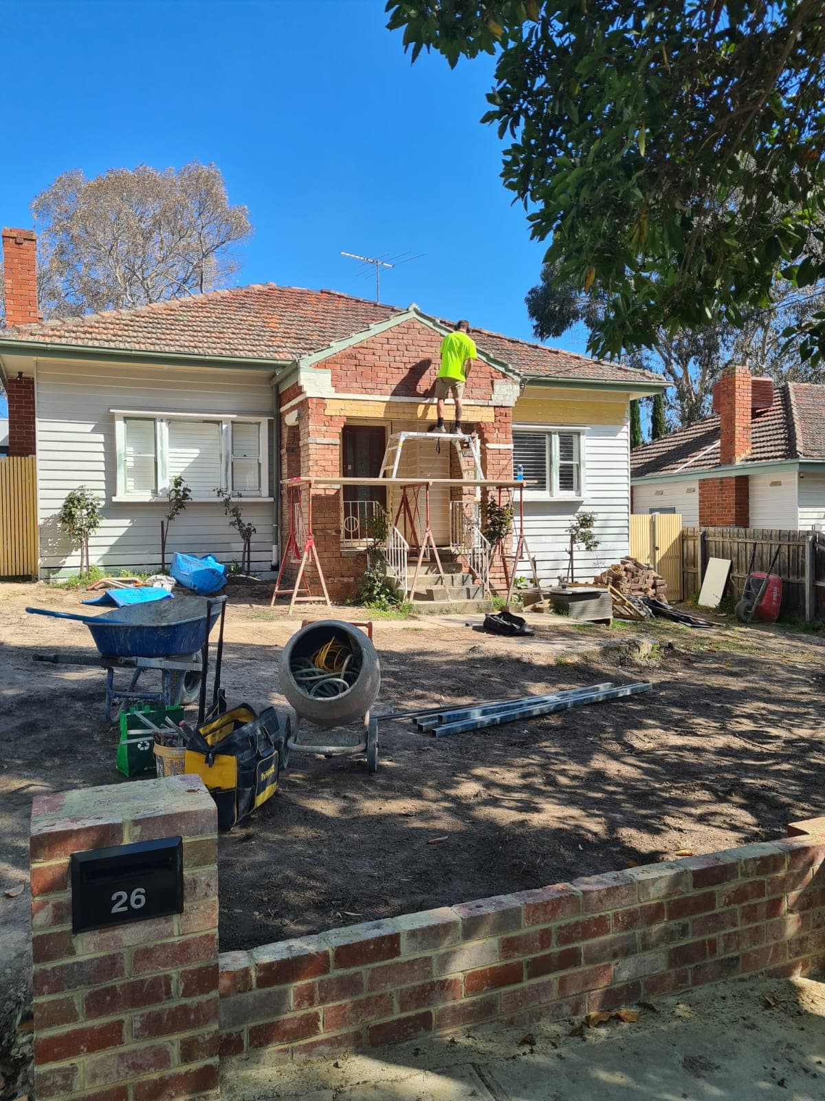 Heritage brickwork restoration to the porch and front fence of a period home by Goodwin Bricklaying, Melbourne