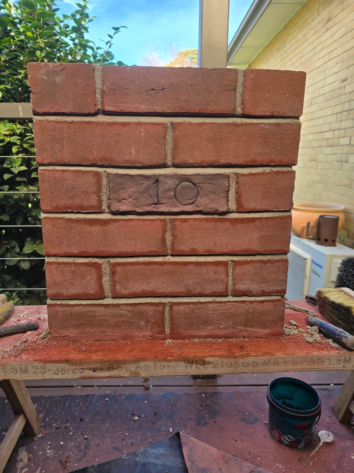 Period-accurate tuck pointing on a Richmond Victorian terrace by Goodwin Bricklaying
